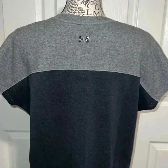 Under Armour Sweatshirt Short Sleeve Shirt Dress Womens - Picture 3 of 5